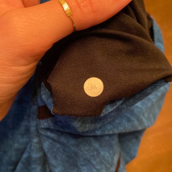 Lululemon🍋Pace Breaker Shorts - Picture 4 of 5